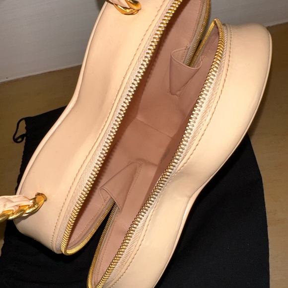 Chanel Vintage Heart Vanity Bag - Picture 15 of 16